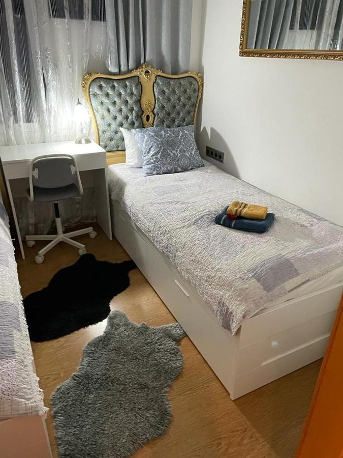 Cozy Flat Appartement Sant Adria de Besos Buitenkant foto